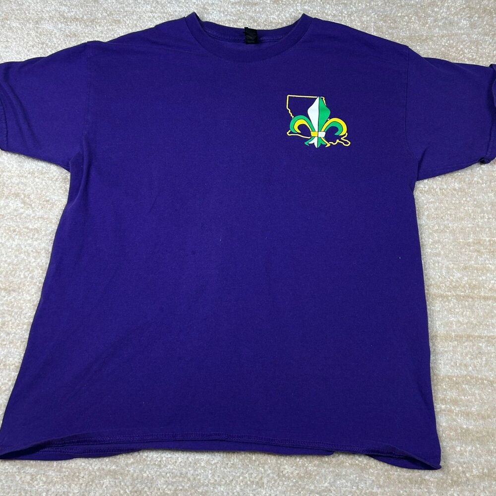 Gildan T-Shirt Mens L Purple A Creole Classic 1812 Fleur de Lis Graphic Tee